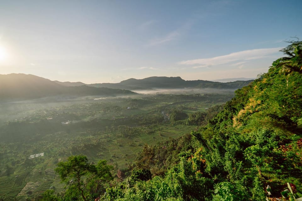 Nearby landmark, Day, Natural landscape, Mountain view