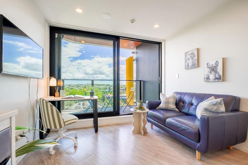 Light-Filled Studio with Lovely Ponsonby Views Apartment in Auckland