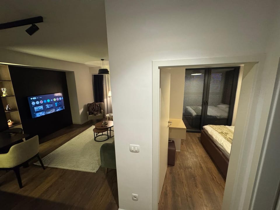 Bed, Living room, Photo of the whole room