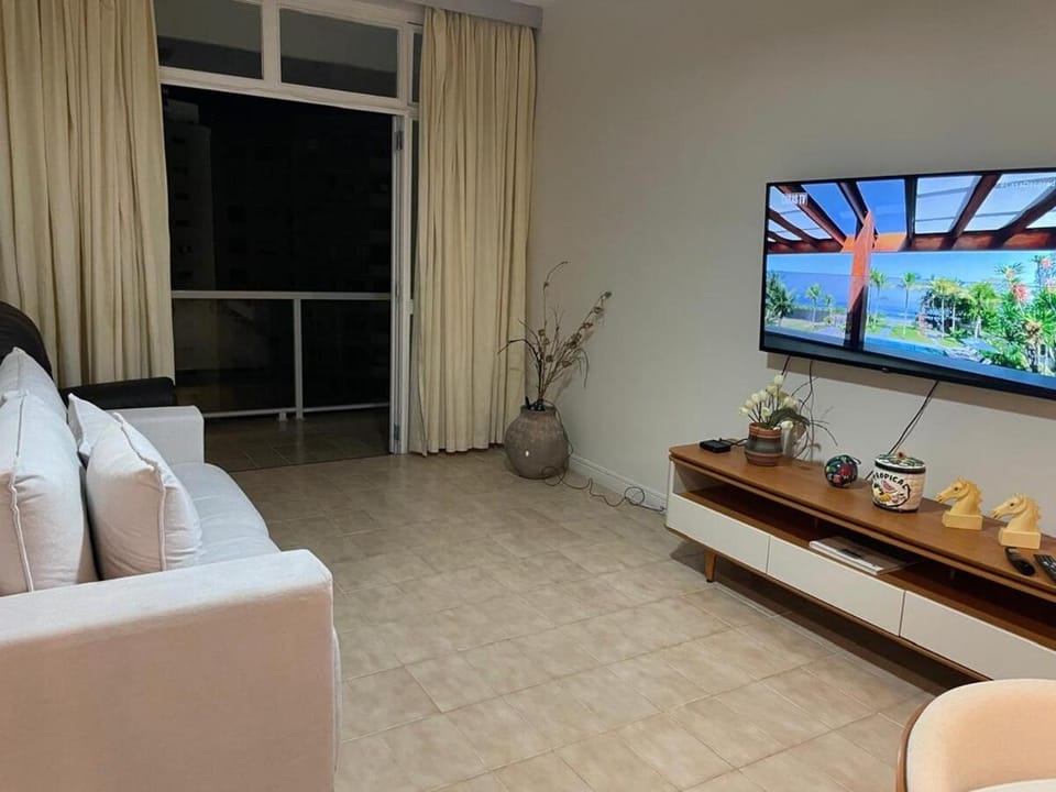 Communal lounge/ TV room, TV and multimedia, Balcony/Terrace
