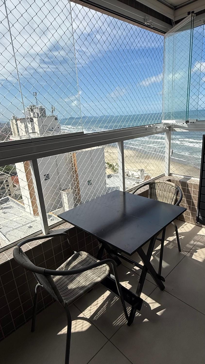 Apartamento em Promoção Pé na Areia com Churrasqueira Carvão e Wi Fi Grátis Apartment in State of São Paulo