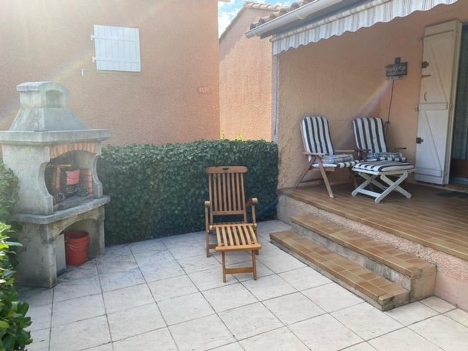 Maison mitoyenne avec climatisation et parking à Bormes-les-Mimosas - FR-1-251-877 House in Bormes-les-Mimosas