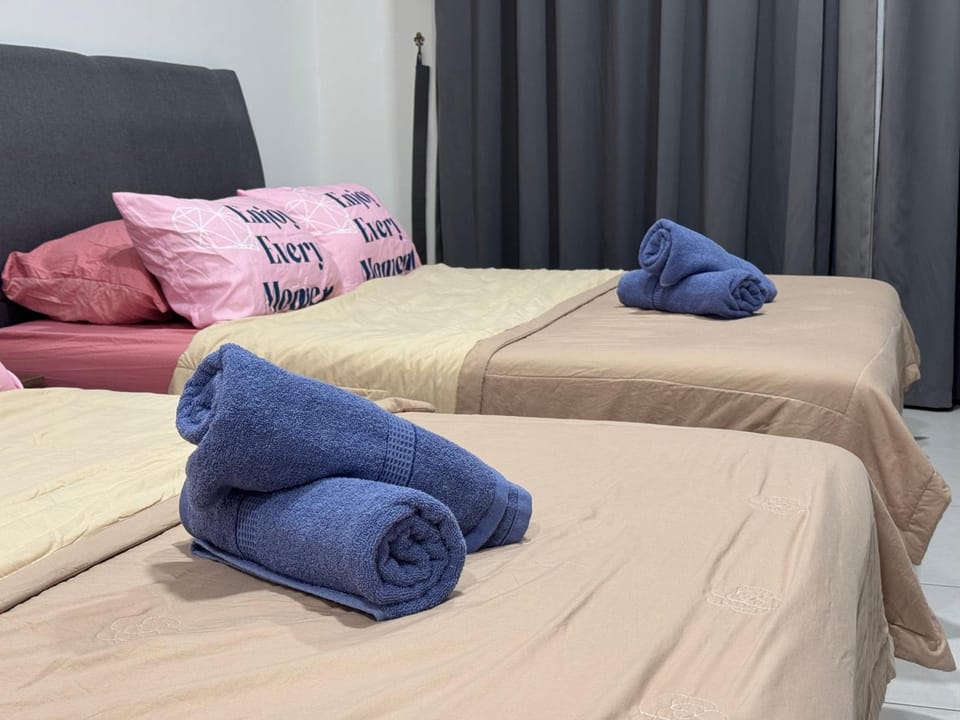 4 Pax Studio Unit - Podium, Kuching Apartment in Kuching