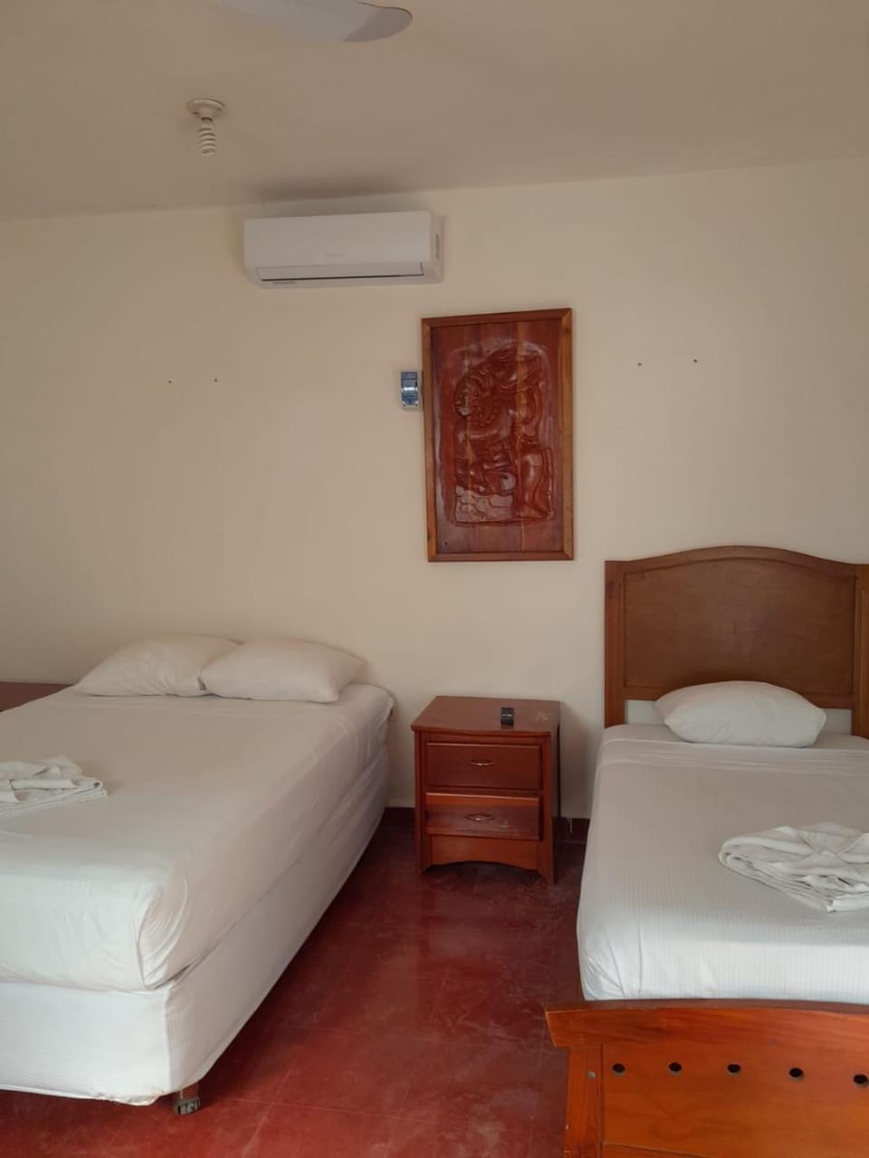 Bed, air conditioner