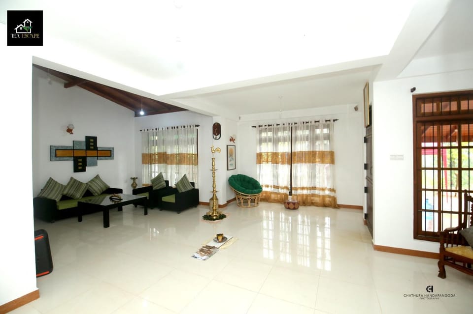 Tea Escape Holiday Villa and Cabanas House in Central Province