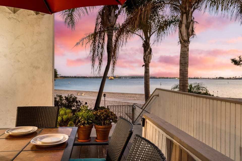 Bayfront Bliss House in Mission Bay