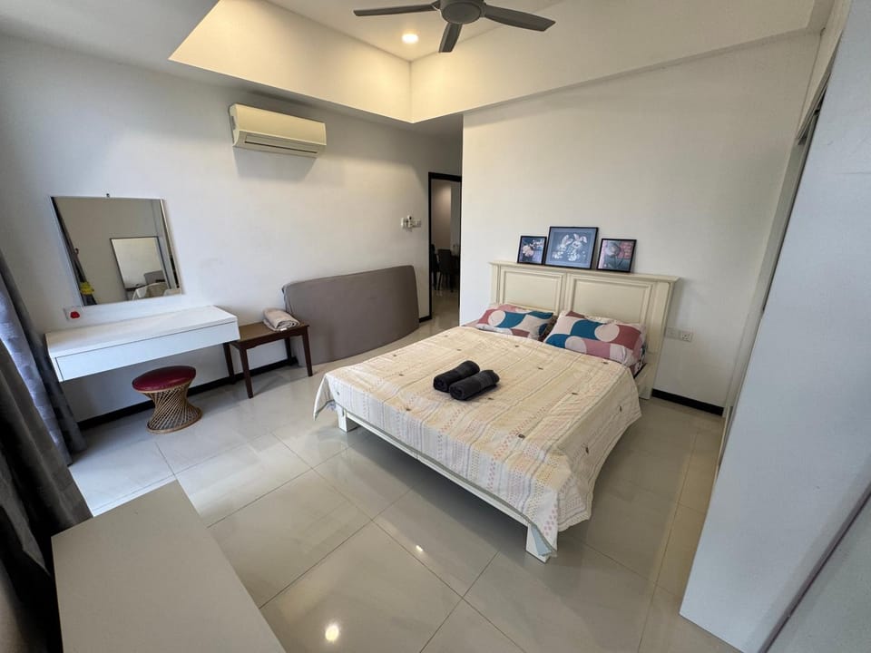 Spacious 3BR Homestay - Trinity Residence Kuching City Apartment in Kuching