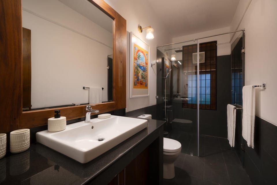 Luna Mews - Ward place Hotel in Colombo