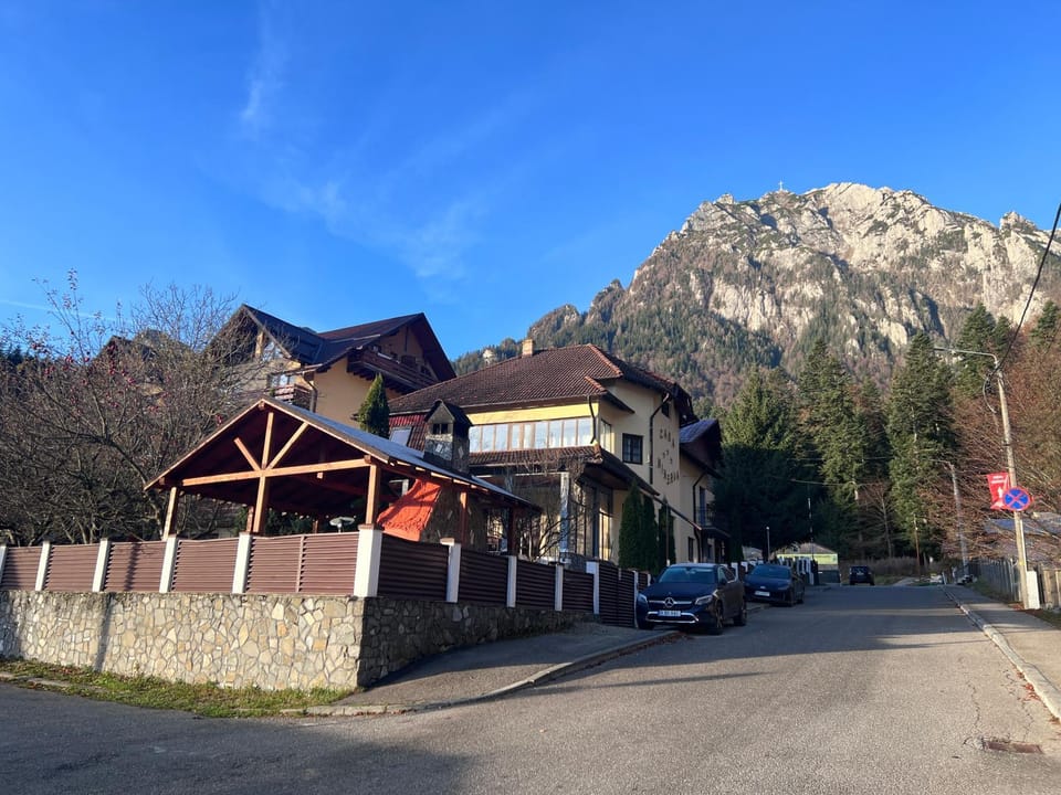 Property building, Mountain view