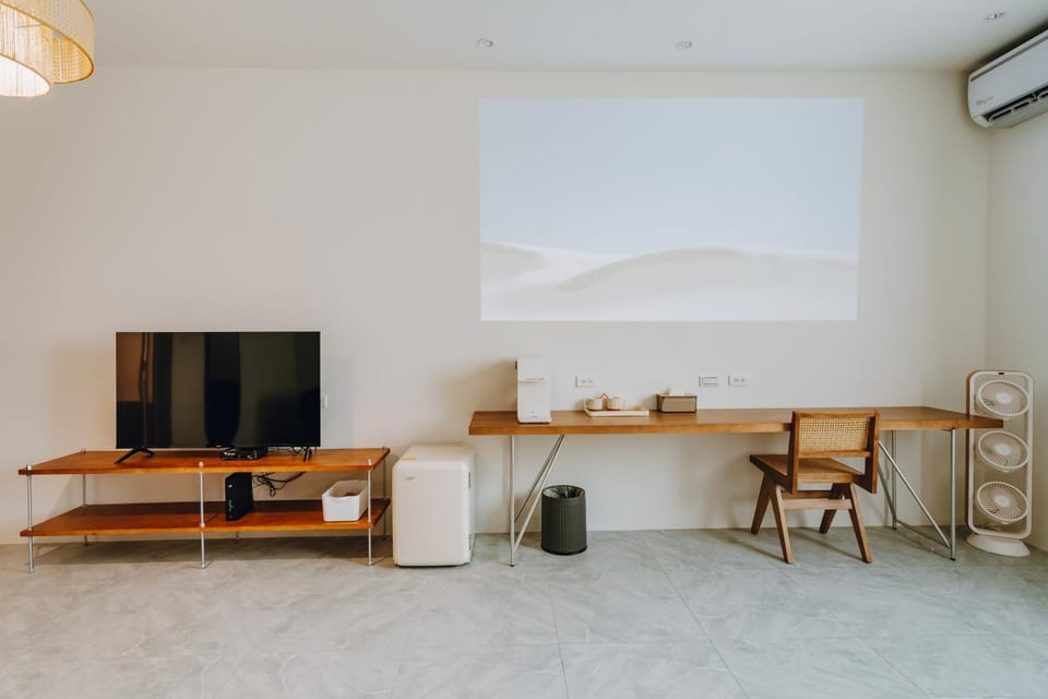 日上微旅 stay & café Bed and Breakfast in Kaohsiung