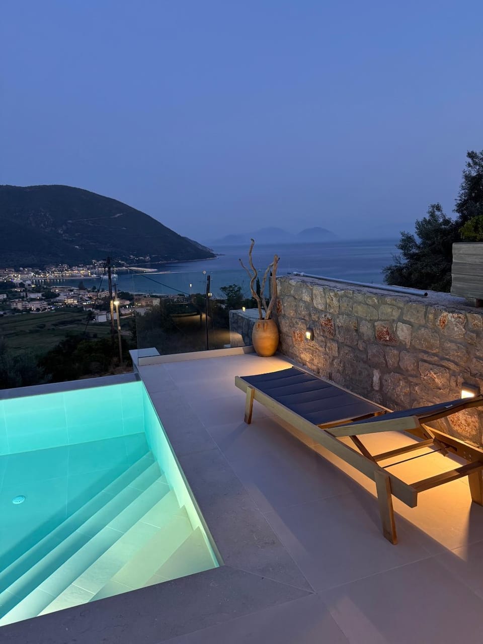 Balcony/Terrace, Swimming pool
