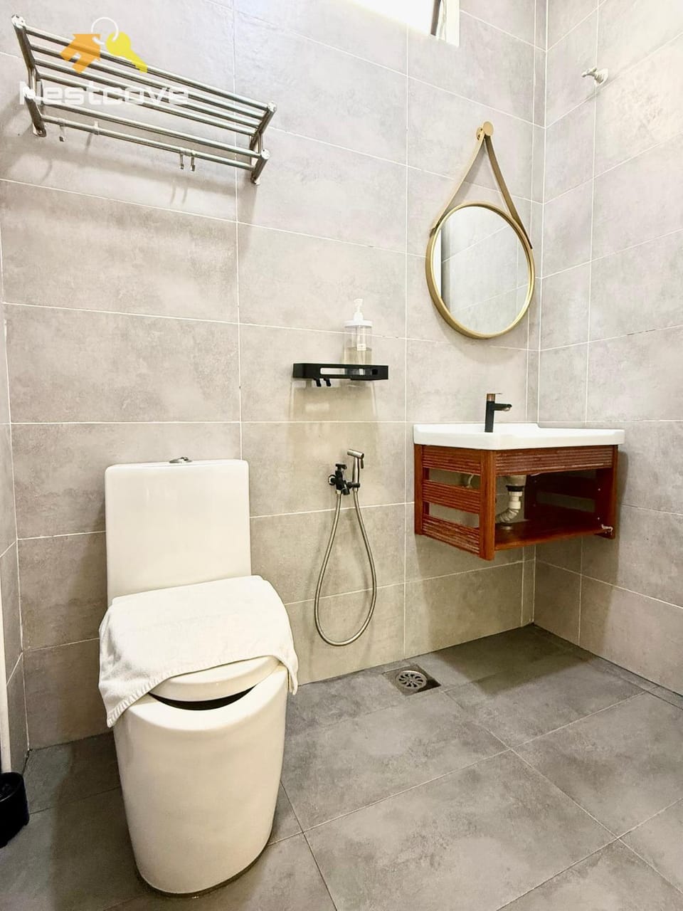 Shower, Toilet, Bathroom