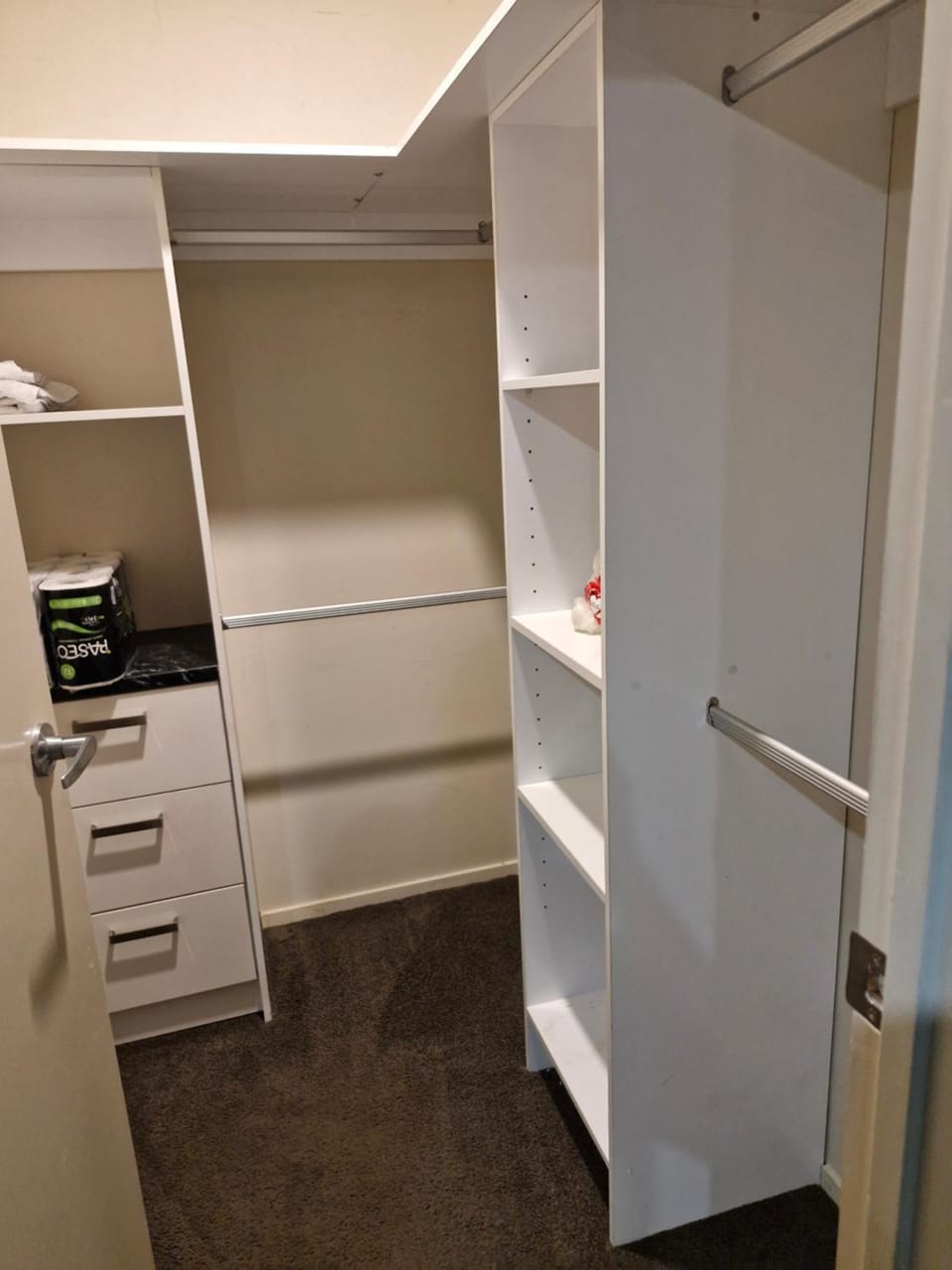 Master bedroom Vacation rental in Tauranga