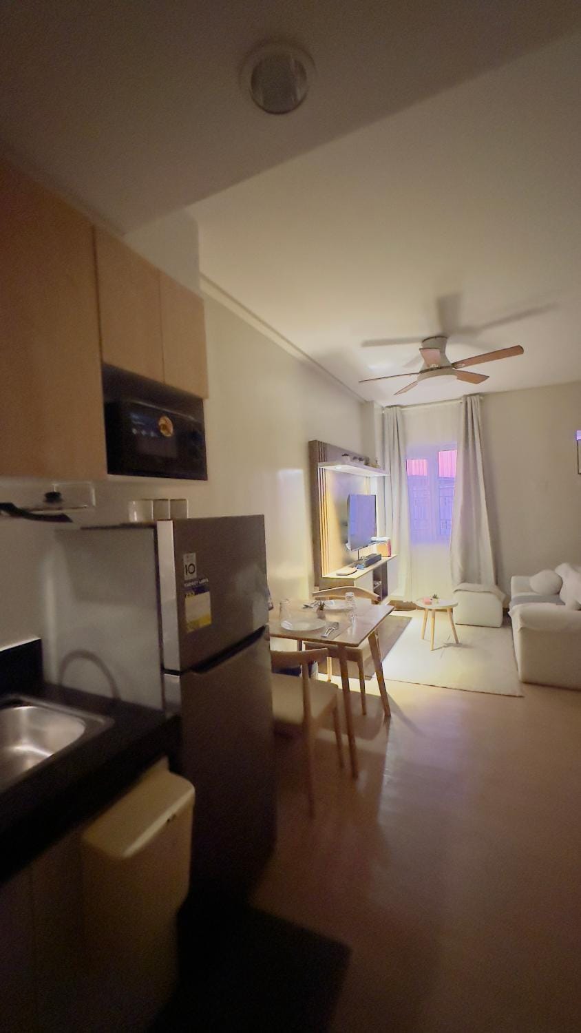 Resort Condo in Trece Martires Cavite Apartment hotel in Calabarzon