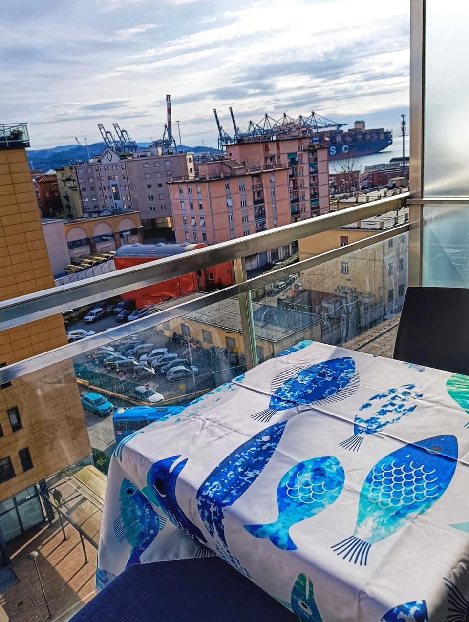 View (from property/room), Balcony/Terrace, City view, Sea view
