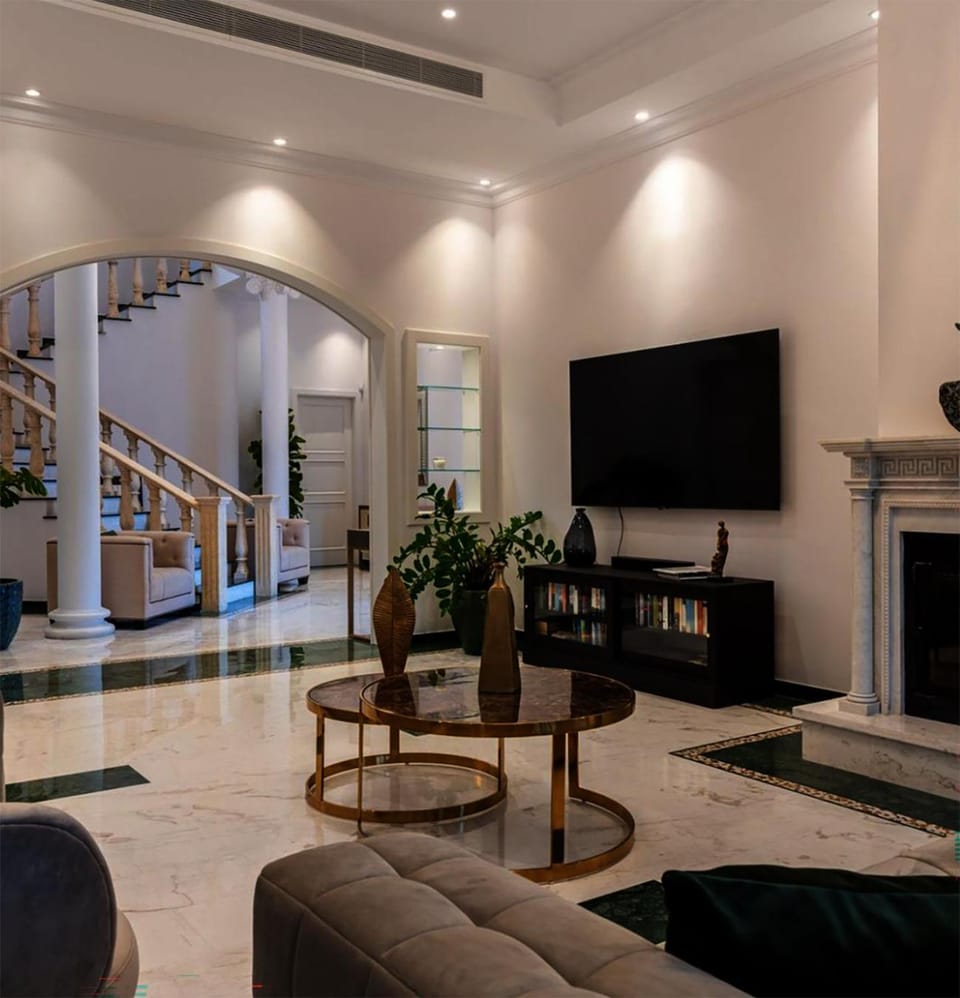 TV and multimedia, Living room, Seating area