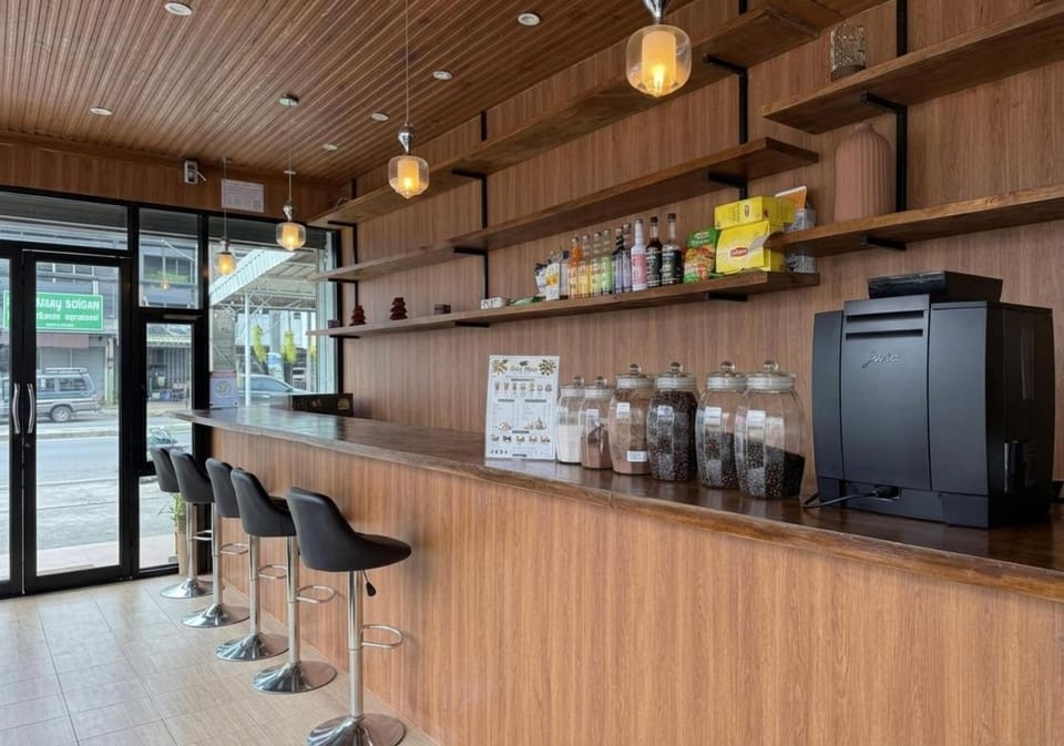 Lounge or bar