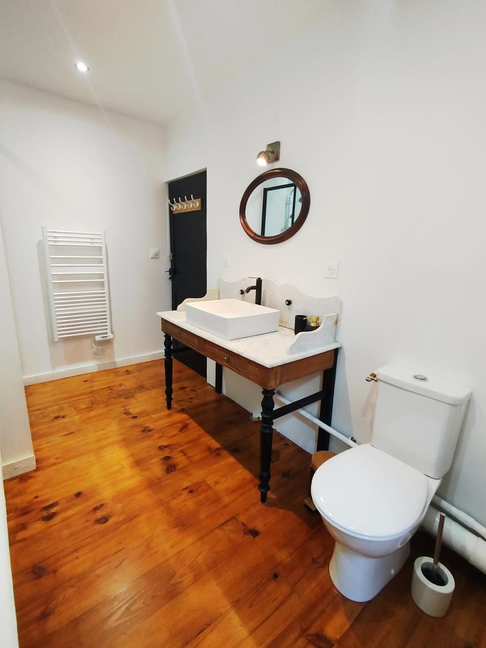 Toilet, Bathroom
