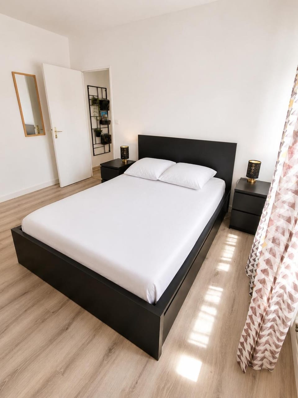 Bed, Night, Bedroom, Family, concierge, storage