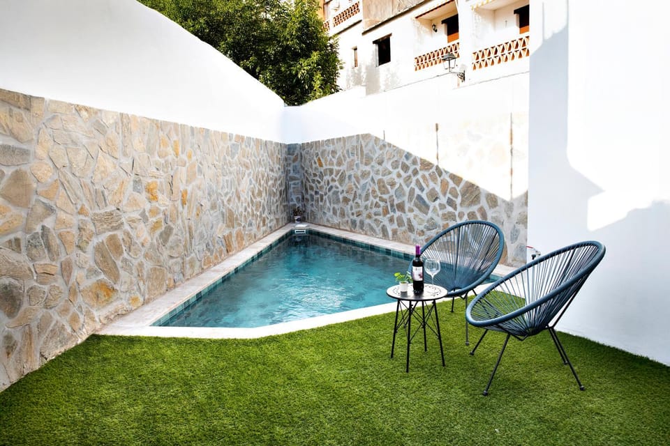 Balcony/Terrace, Swimming pool, Swimming pool