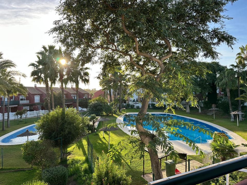 Garden view, Pool view, Swimming pool