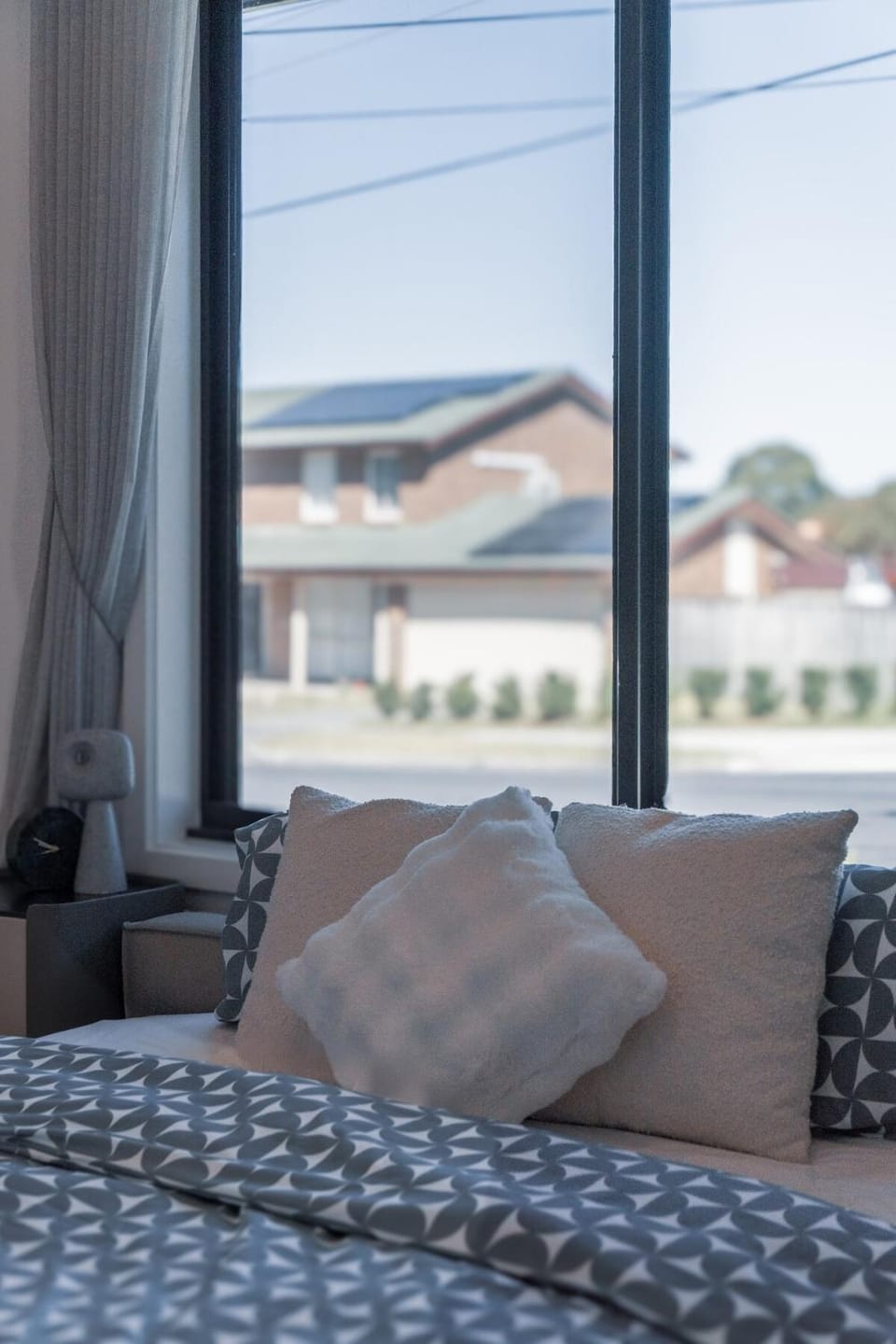 Luxury 4BR w Modern Kicthen & fantastic location Villa in Wantirna South