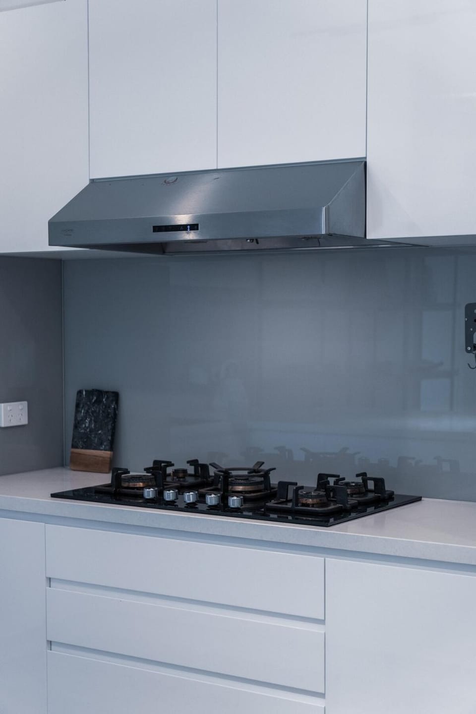 Luxury 4BR w Modern Kicthen & fantastic location Villa in Wantirna South