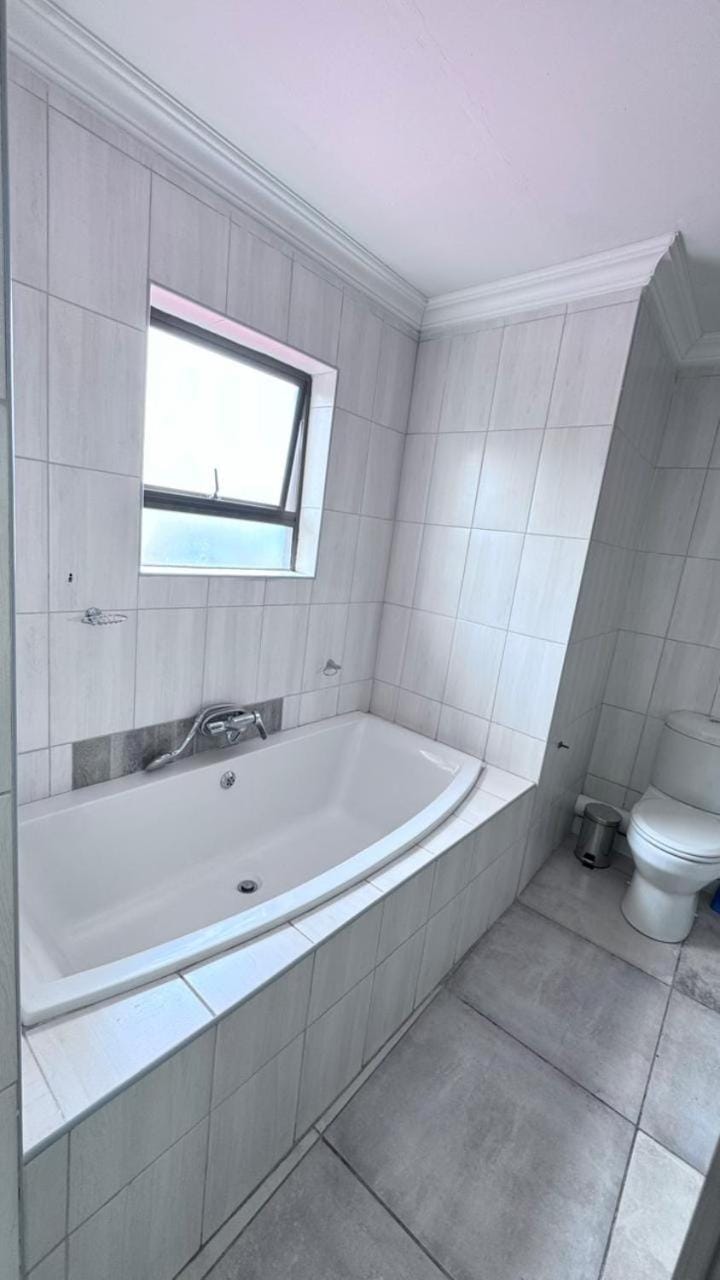 Bathroom, Bath