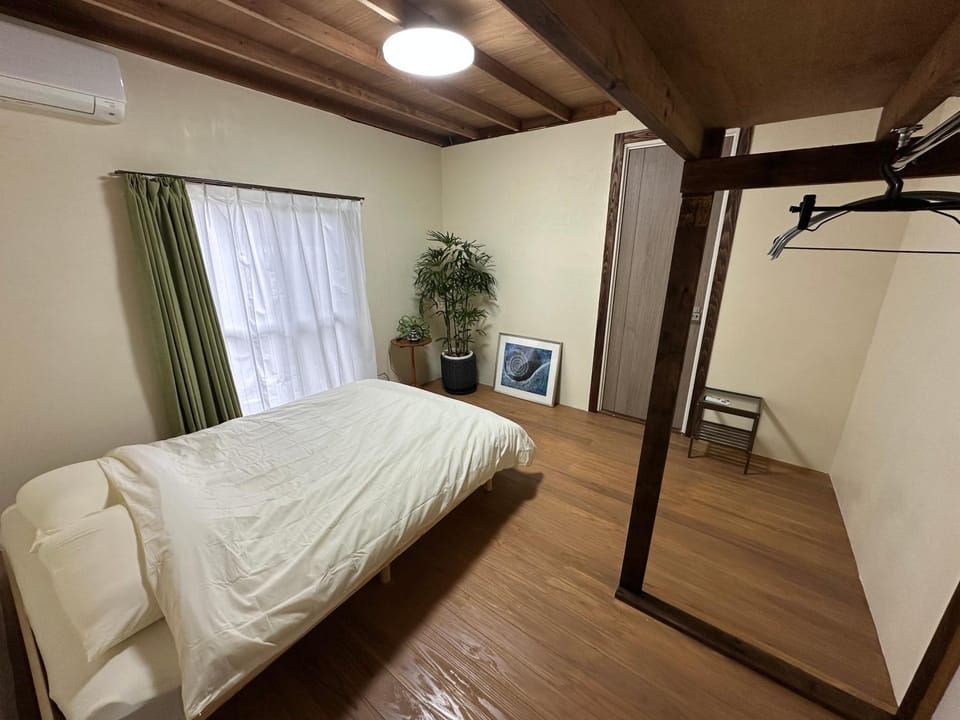 一棟貸し Cottage CASA 屋久島空港近く利便性良し 森に囲まれ静かな一軒家 House in Japan
