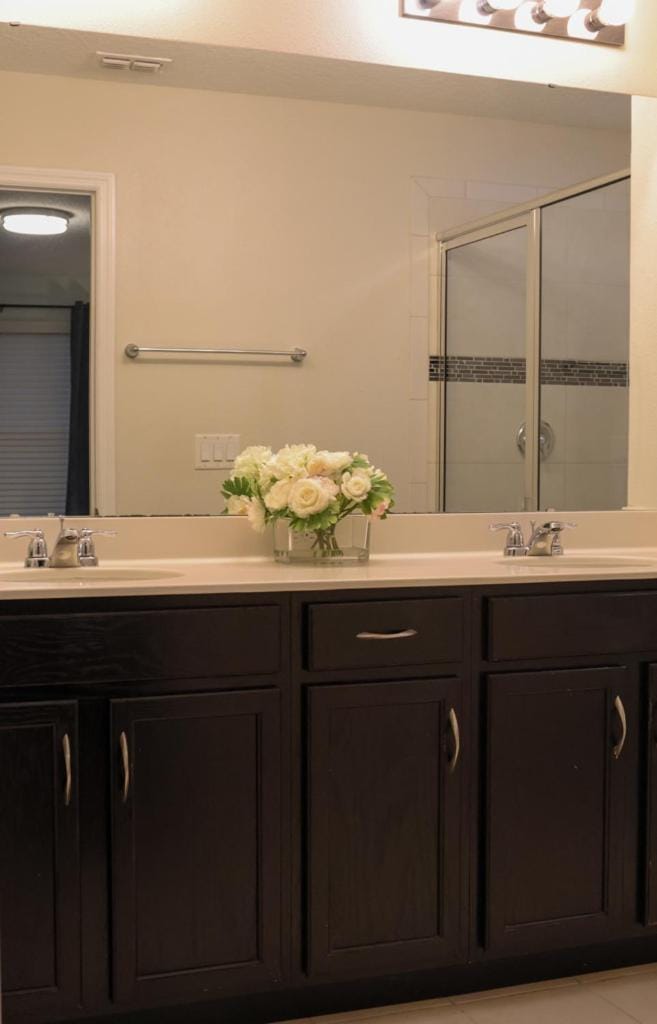 Modern Disney-Themed Home - Private Pool - PS5 Loft - 15 min from Disney House in Osceola County