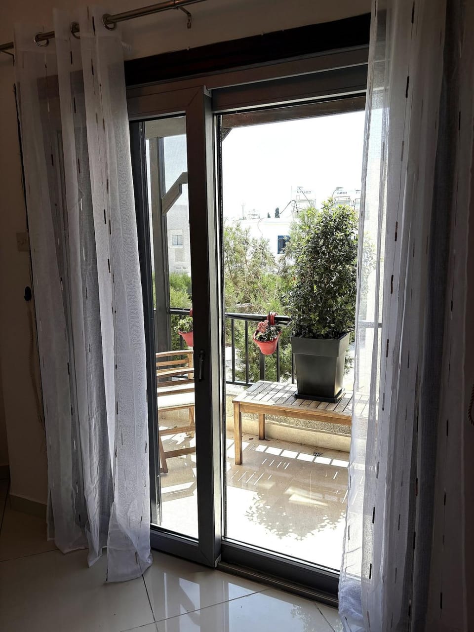Balcony/Terrace, Garden view