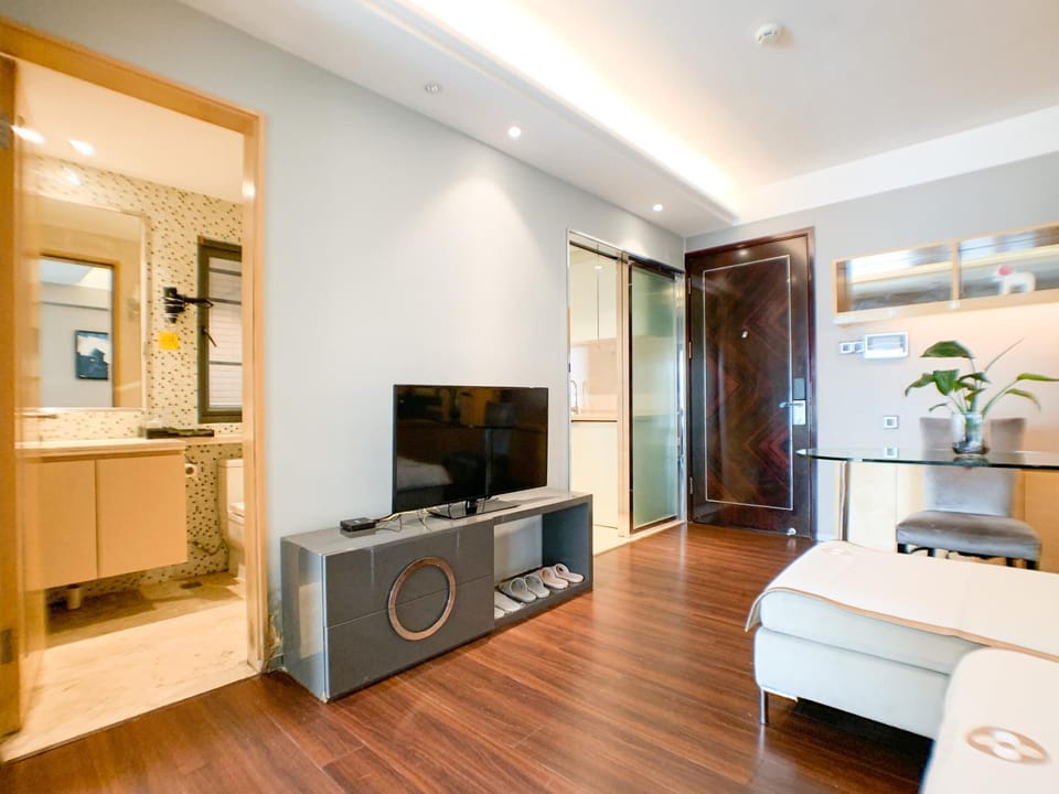 Communal lounge/ TV room, Living room