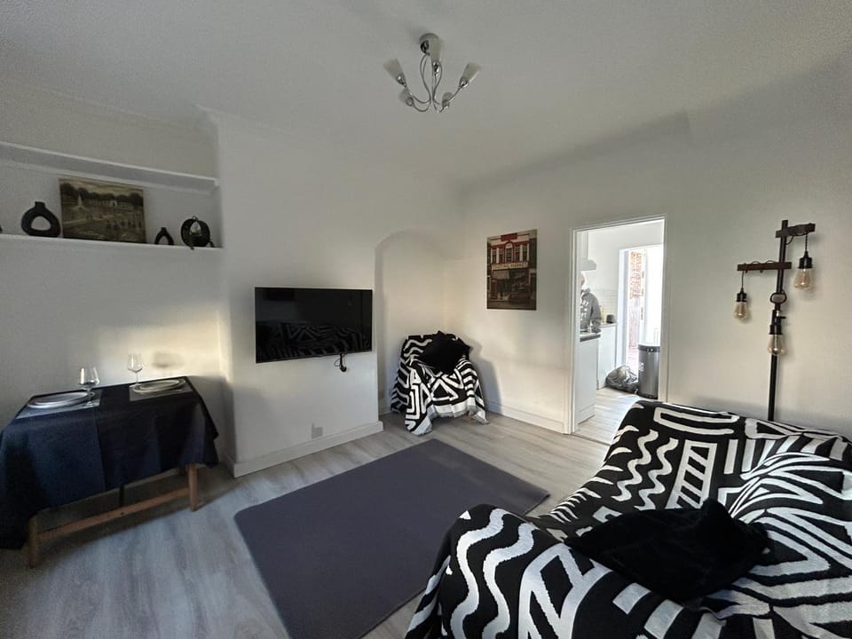 Central London 25 min - Cosy Tooting 2 bed by tube House in London
