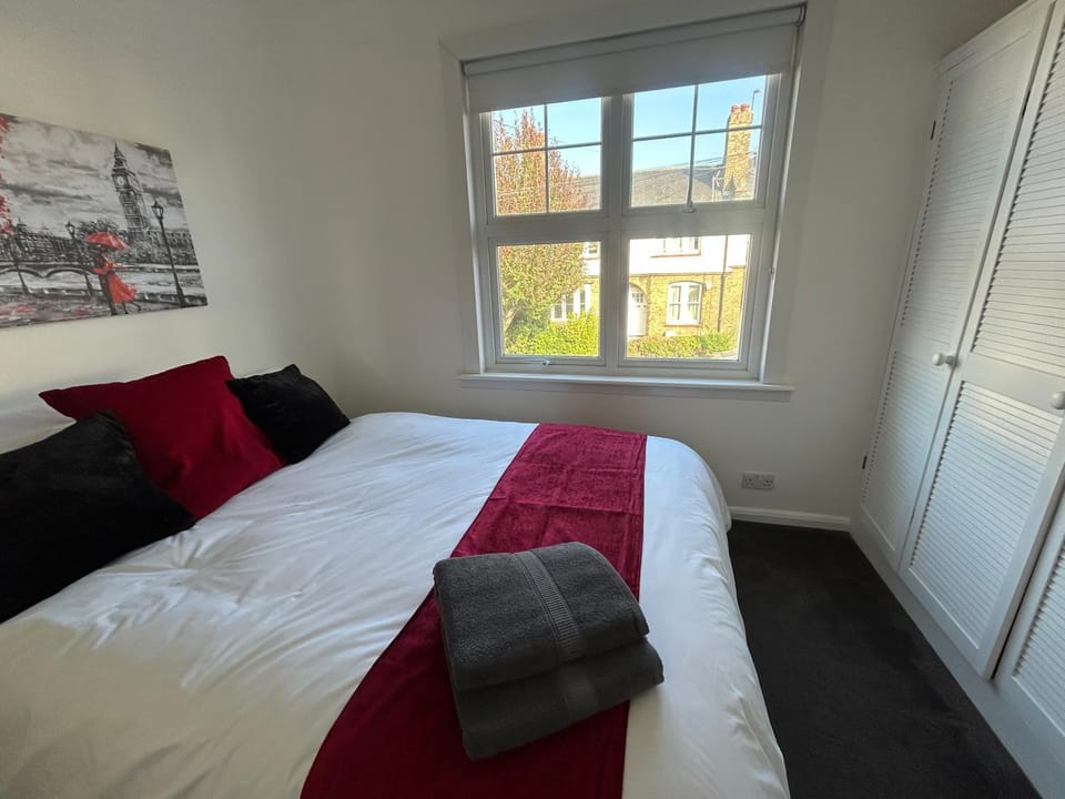 Central London 25 min - Cosy Tooting 2 bed by tube House in London