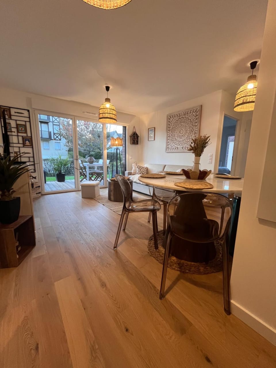 Calme et luxe dans une cité balnéaire Apartment in Cabourg