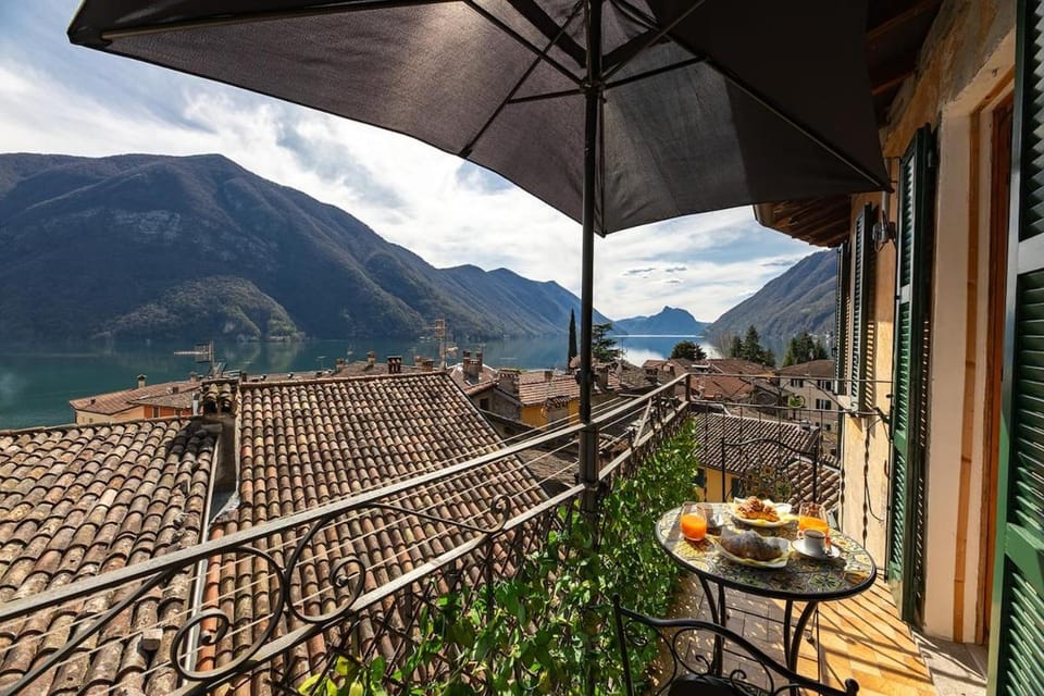 Day, Natural landscape, Balcony/Terrace, Food and drinks, Lake view, Mountain view