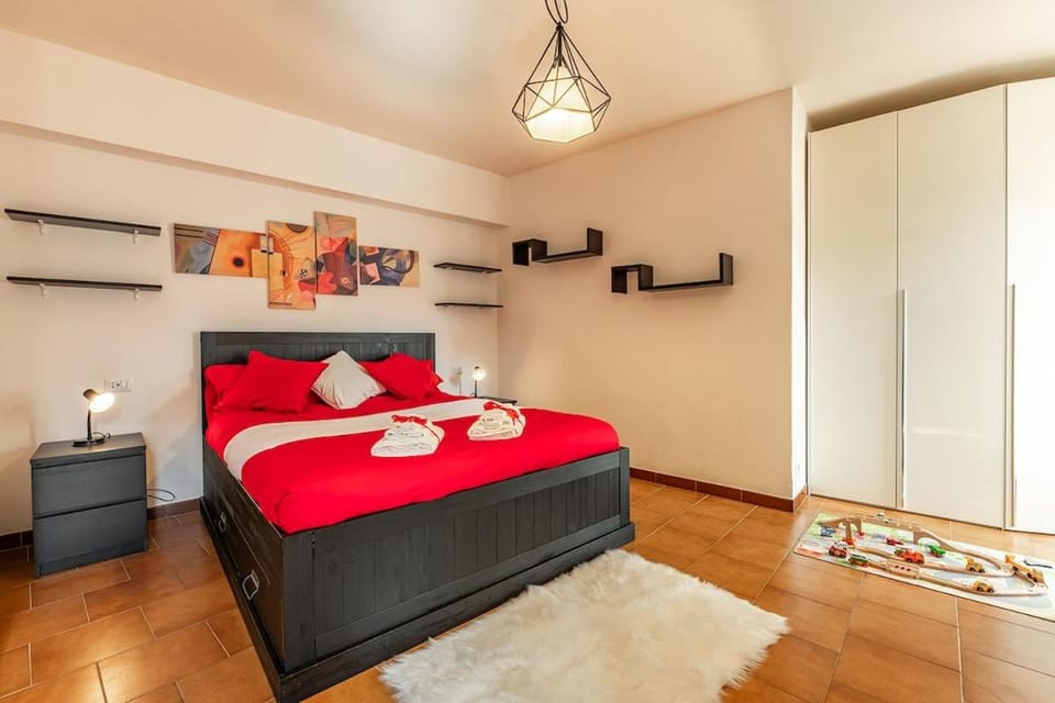 Bed, Photo of the whole room, Bedroom, wardrobe