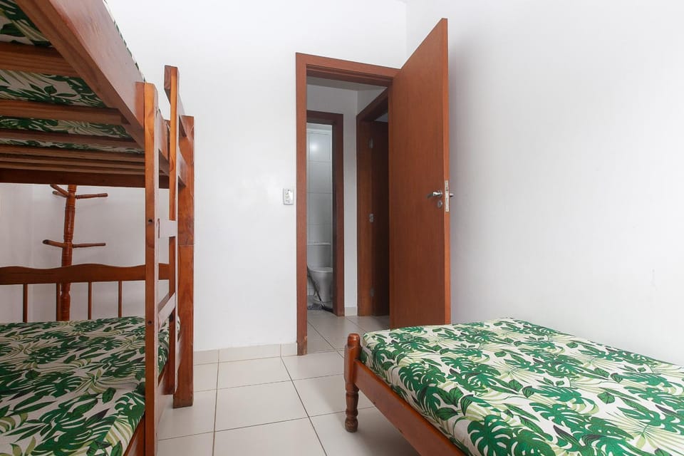 Bed, Bedroom, bunk bed