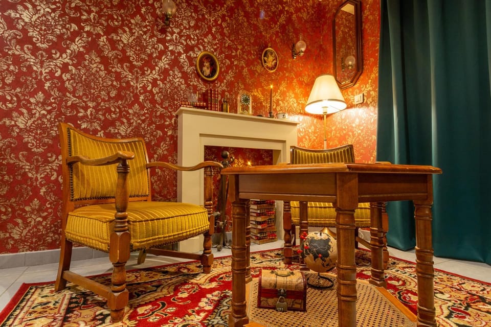 Living room, Decorative detail