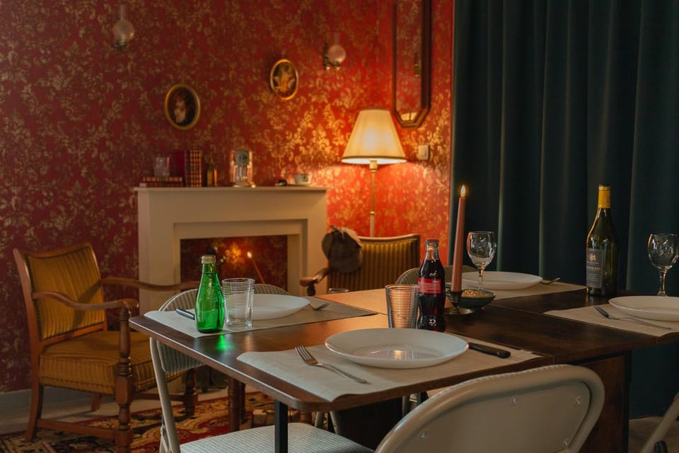 Food and drinks, Decorative detail, Dining area