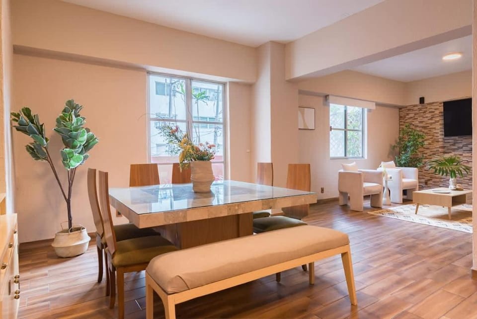 Huge 4BR super located Apartment in Mexico City