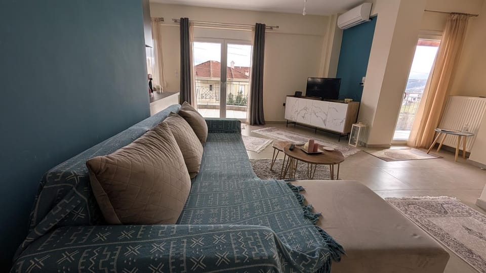 TV and multimedia, Seating area, Location