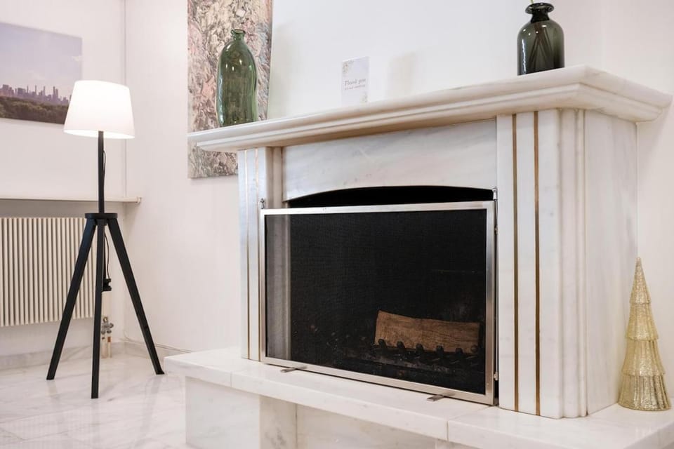 Elysian Smyrni - Marble Elegance Retreat Apartment in Kallithea