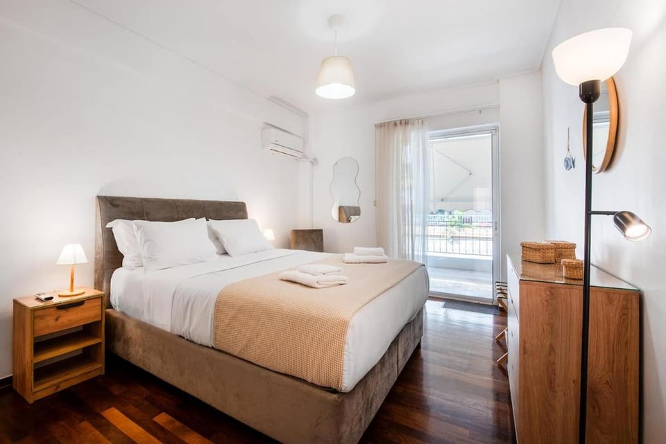 Elysian Smyrni - Marble Elegance Retreat Apartment in Kallithea