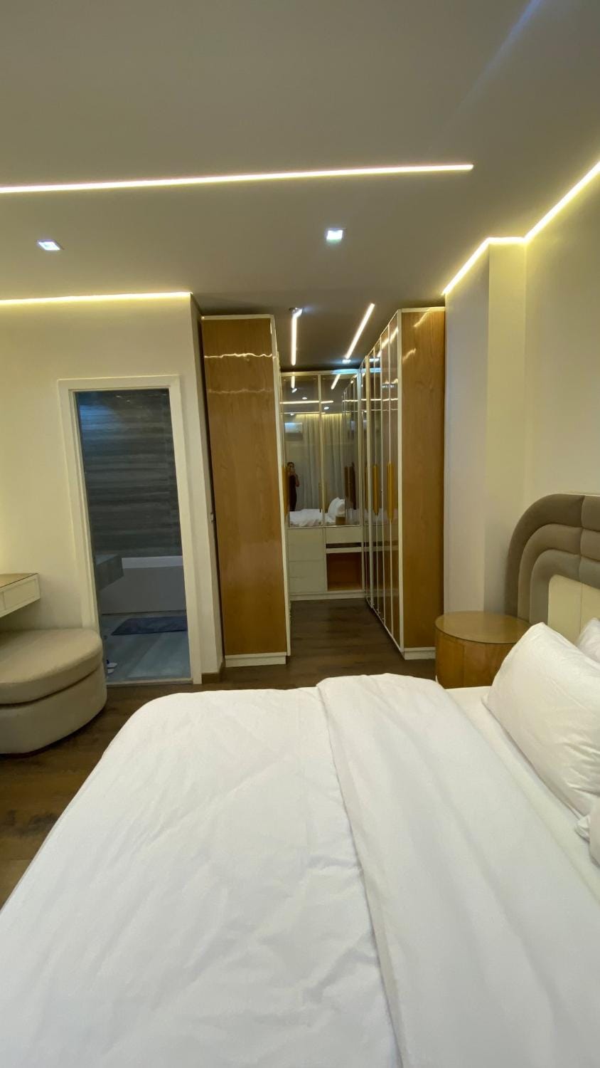 Chic Stylish Apartment with Cozy Private Garden Apartment in Cairo Governorate