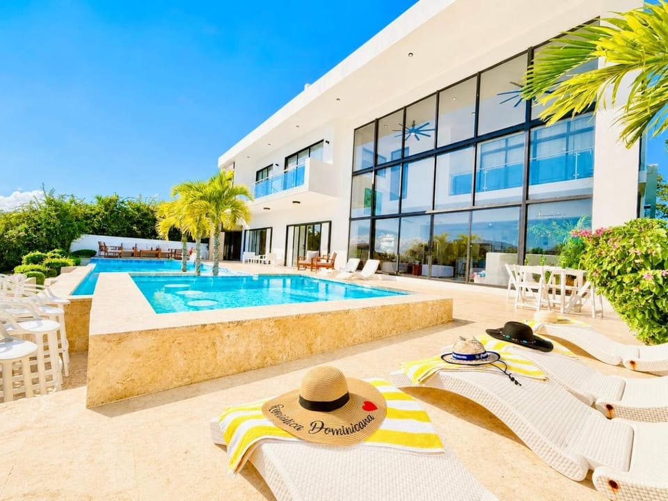 Grand Luxury Villa in Sosua Ocean Village Villa in Sosua
