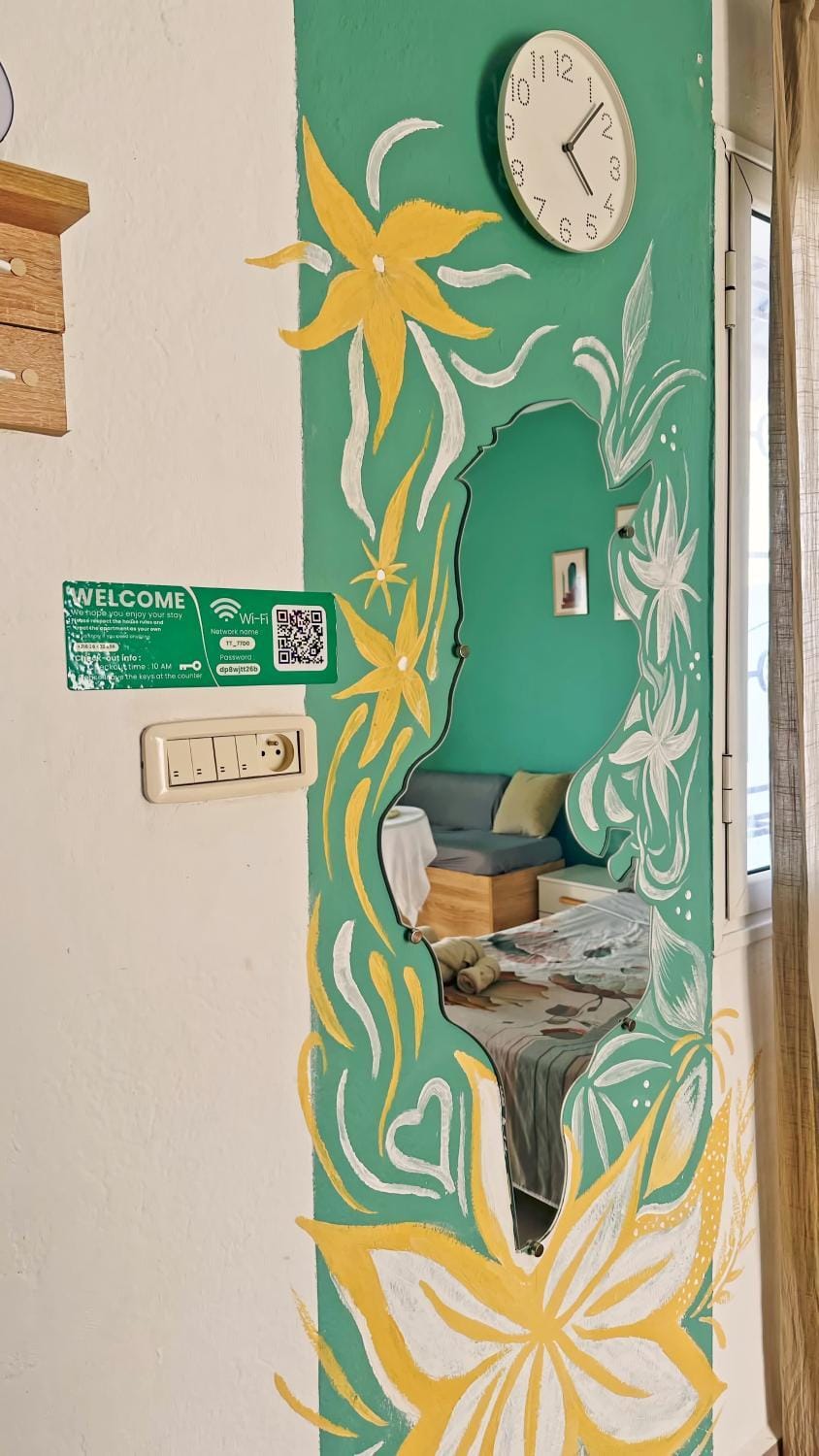Decorative detail, Decorative detail, internet