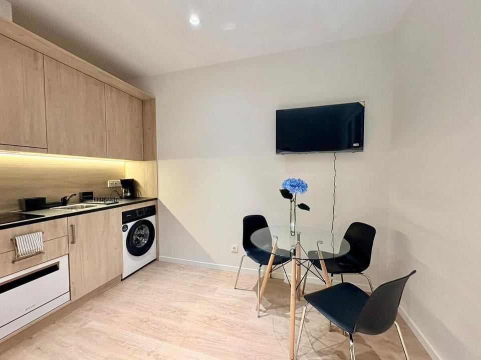 Retiro Residence Hortensia Apartment in Madrid