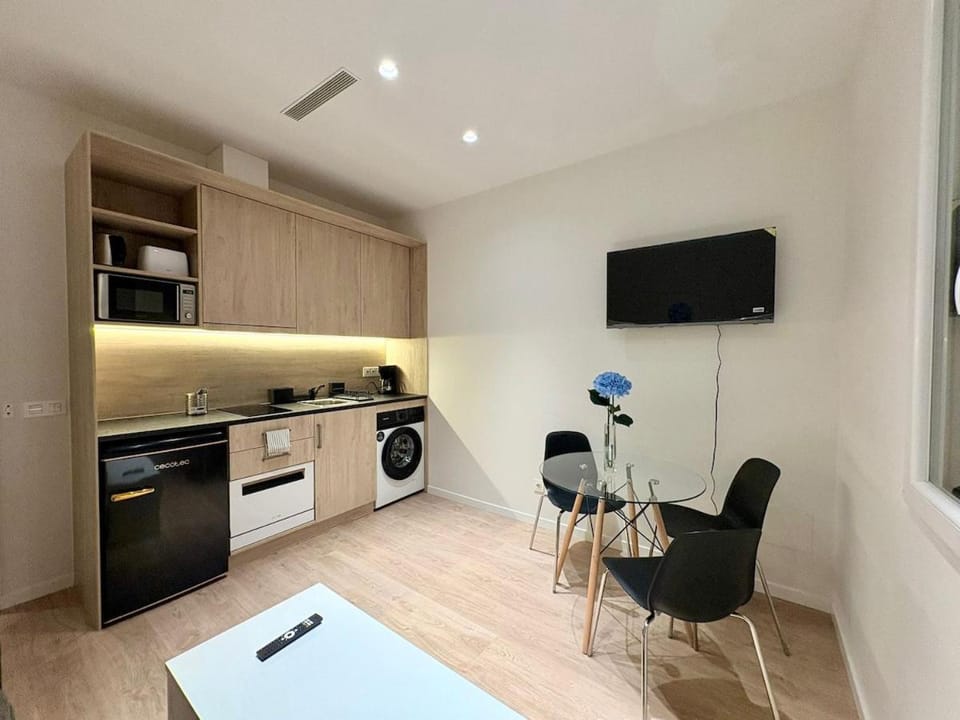 Retiro Residence Hortensia Apartment in Madrid