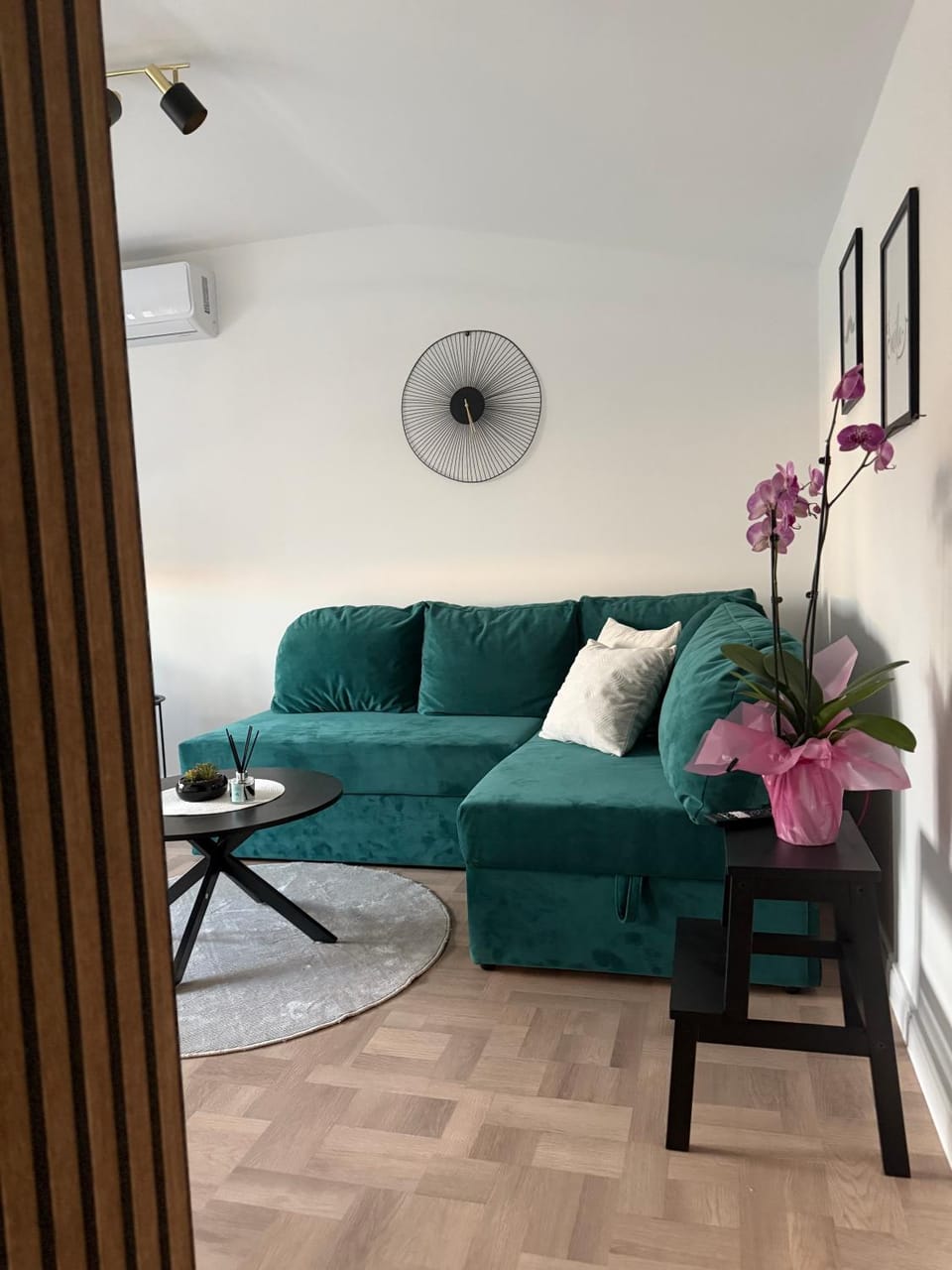Apartman TONKA Vinkovci - novouređeni apartman u centru Vinkovaca Apartment in Croatia
